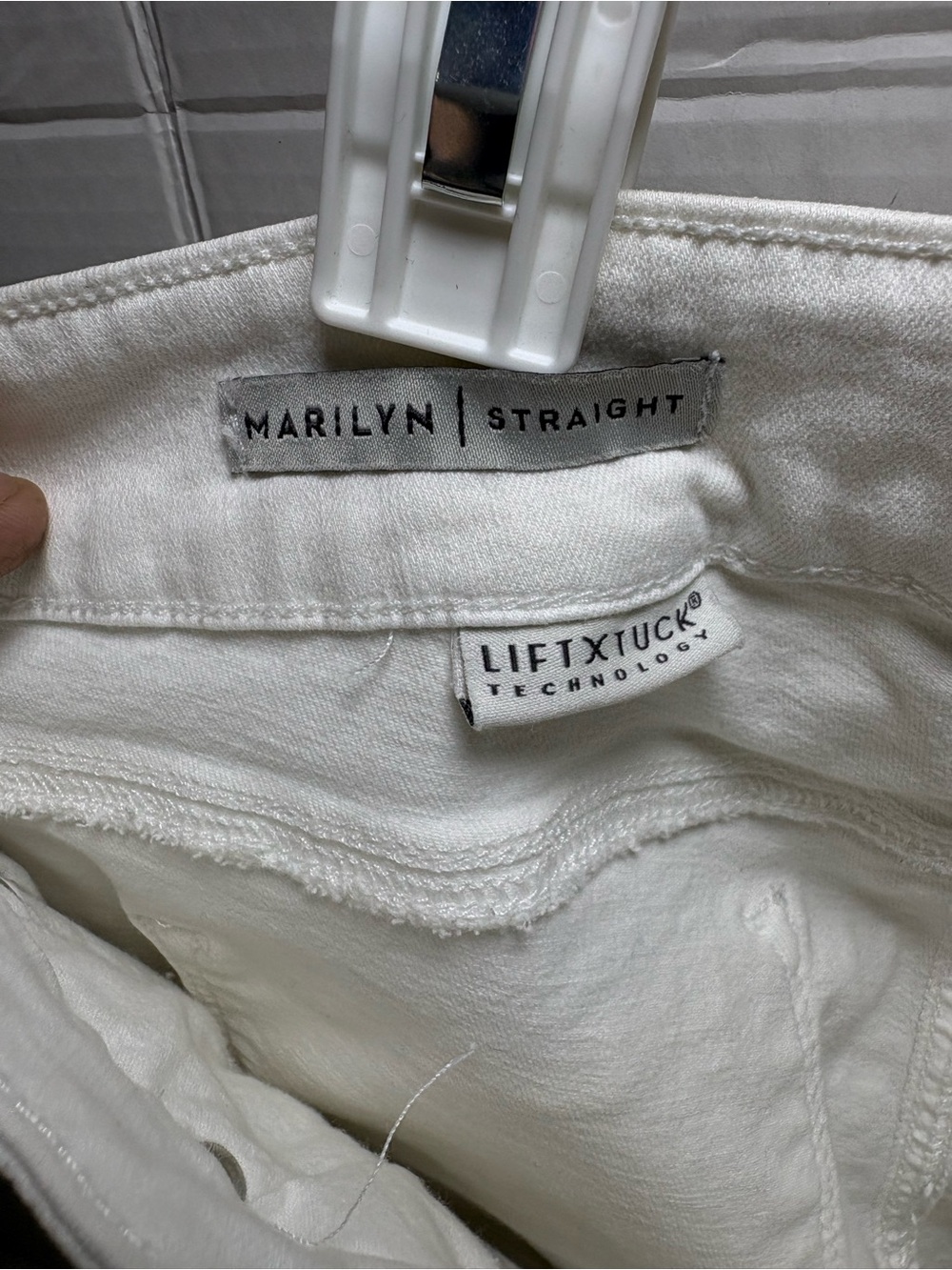 Jeans Subcategory Classification - Picture 6 of 9